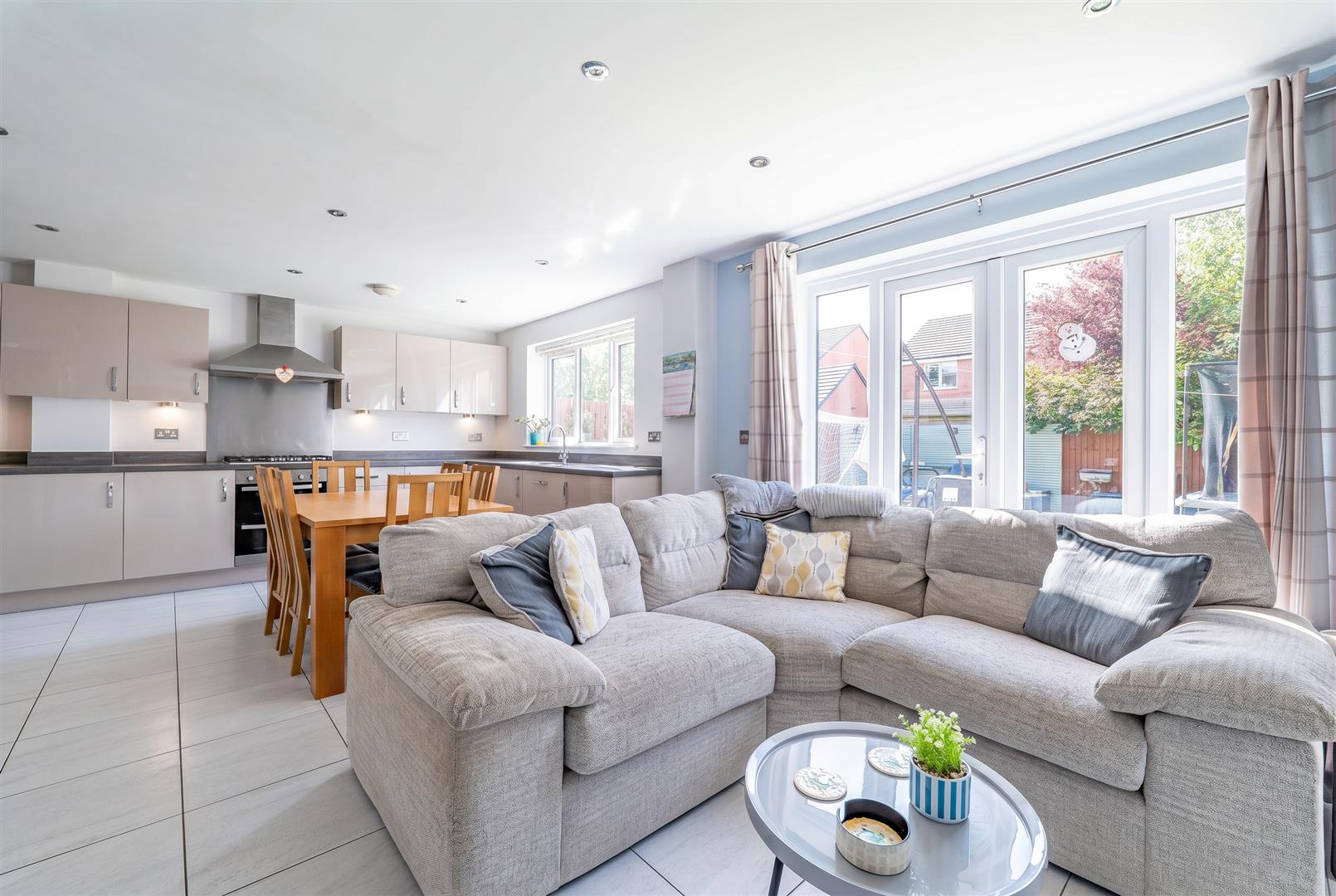 4 bed property in Charnwood Mews, Leyland